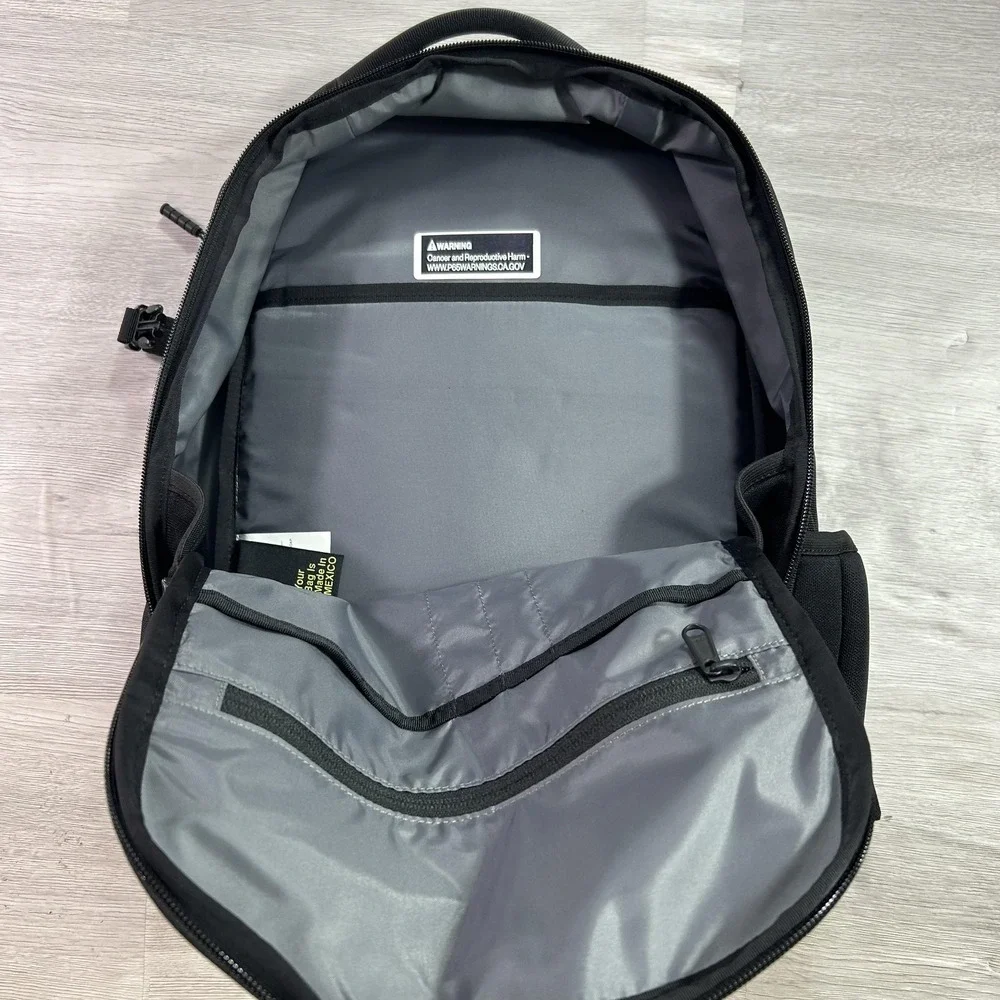 NEW Timbuk2 Division Pack Black 17